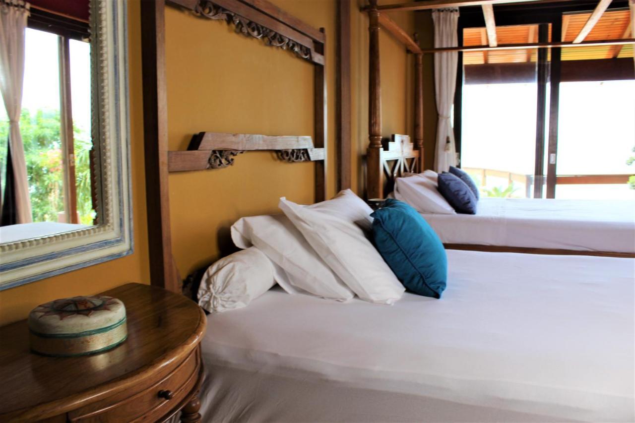 Luxury Suites Vila Indonesia ガロパバ エクステリア 写真